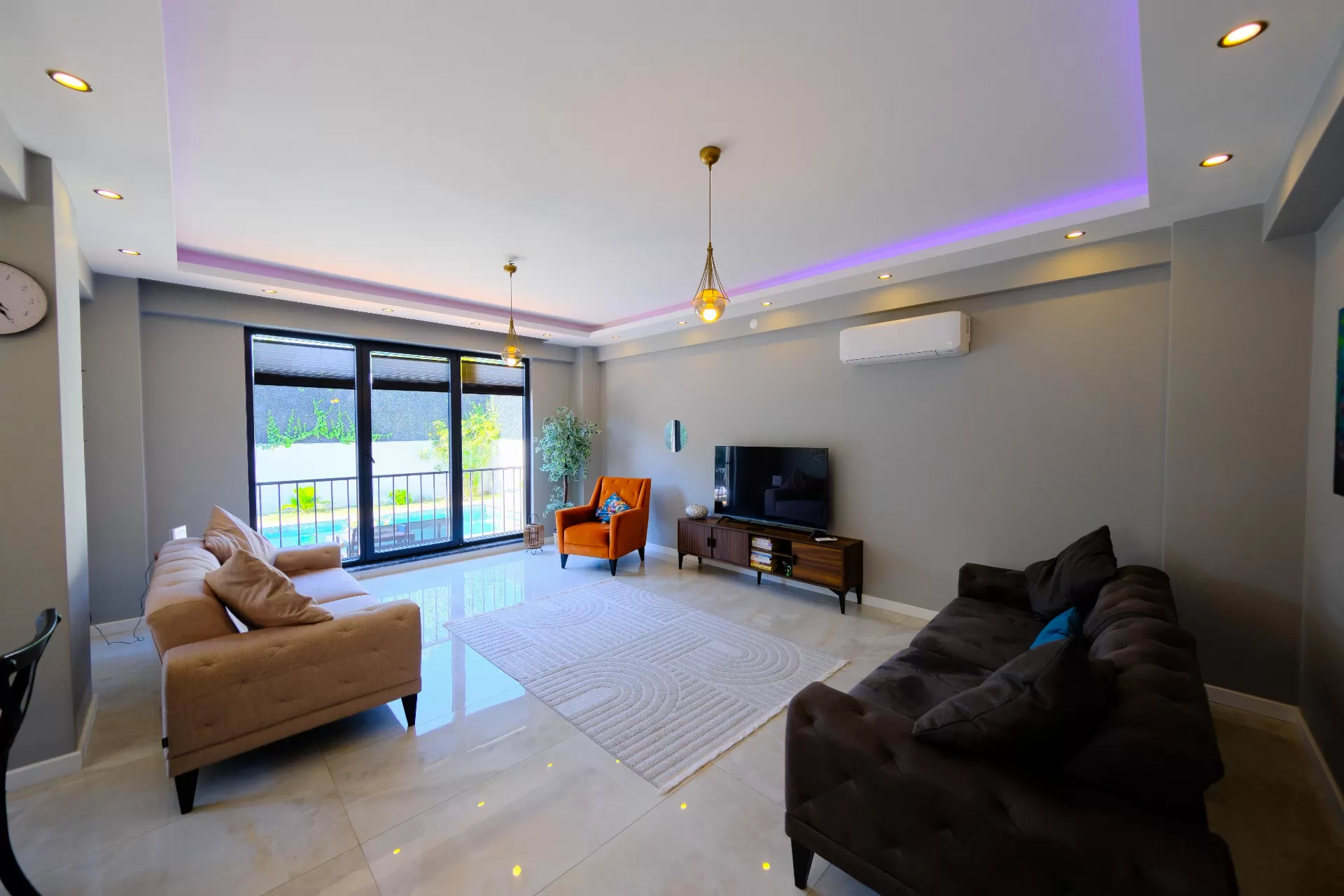 Villa Focus